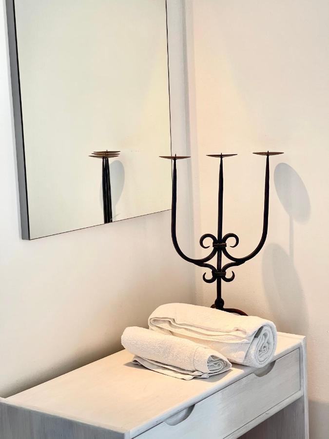 Xenias Rooms Apartments Koróni 외부 사진